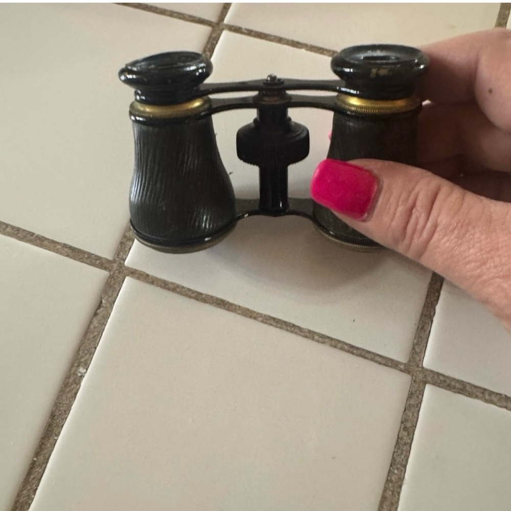 Vintage / Antique Brass/ leather adjustable Paris French Opera Glasses